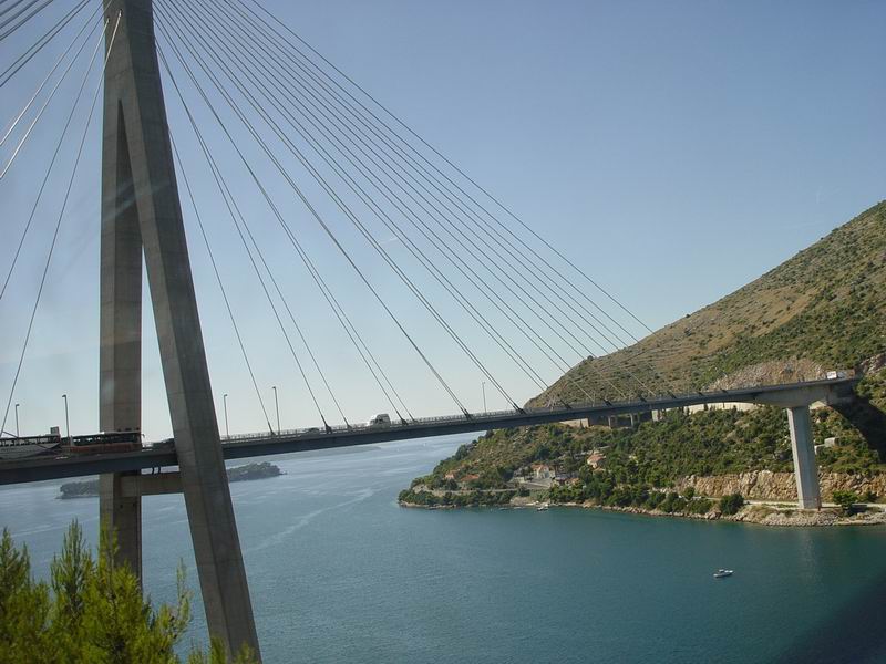 photo237_croatie_route_au_nord_de_dubrovnik.jpg