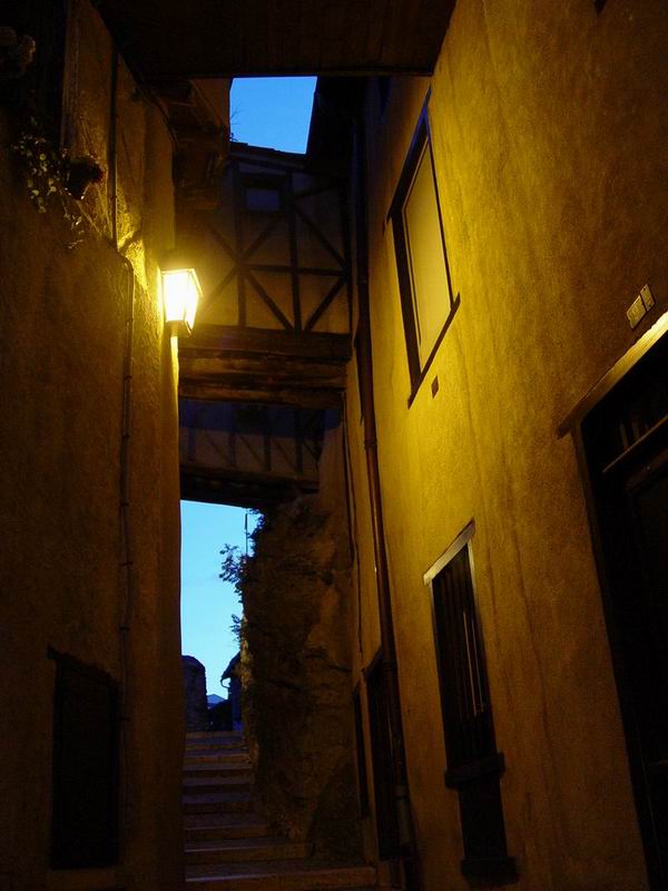 photo030_midi_pyrennees_foix.jpg