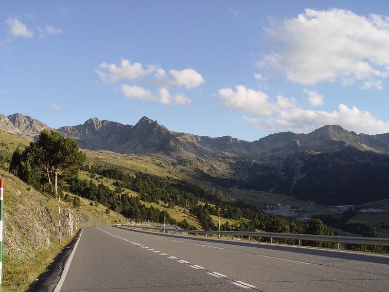 photo048_midi_pyrennees_andorre.jpg