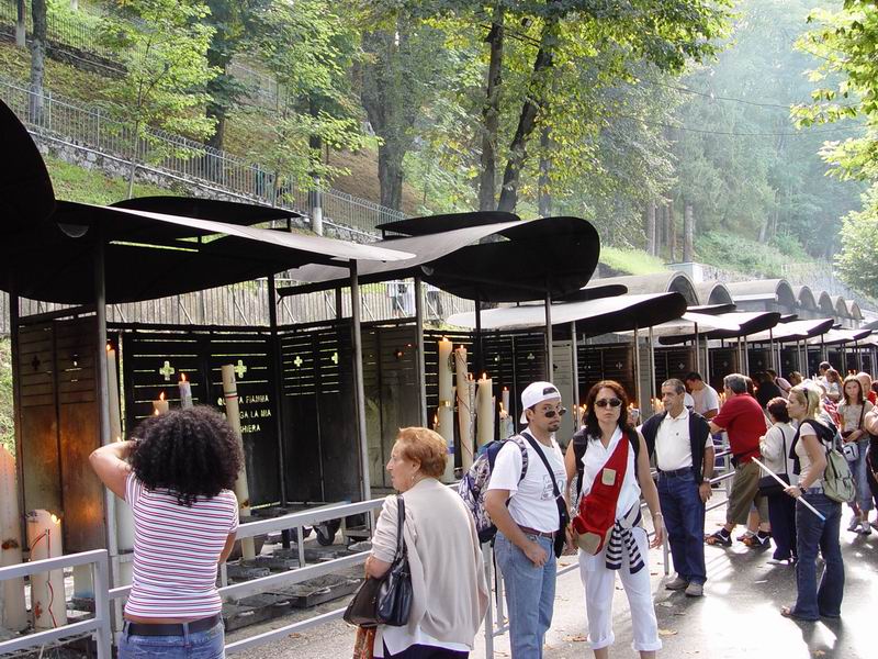 photo070_midi_pyrennees_lourdes.jpg