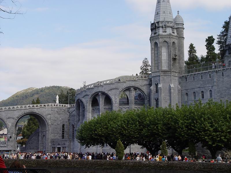 photo075_midi_pyrennees_lourdes.jpg