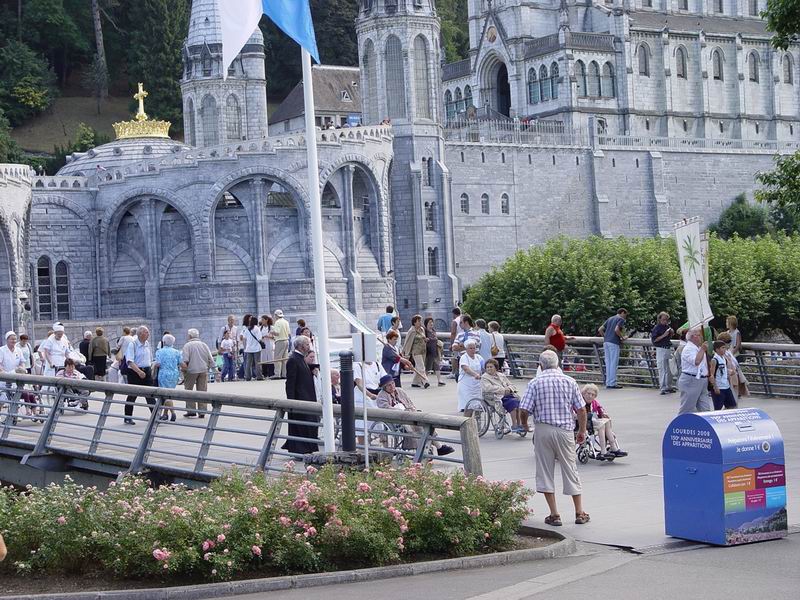 photo076_midi_pyrennees_lourdes.jpg