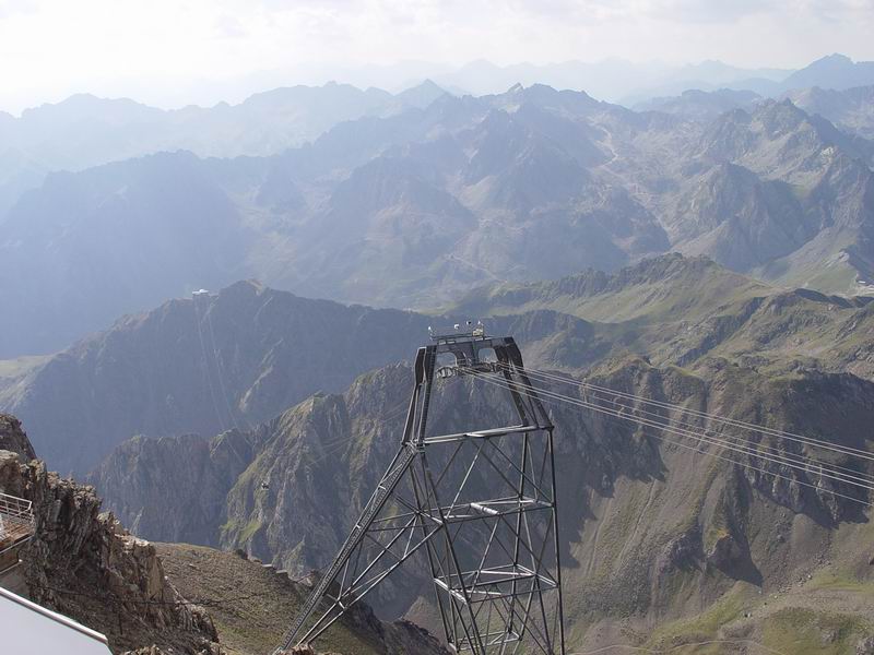 photo165_midi_pyrennees_pic_du_midi.jpg