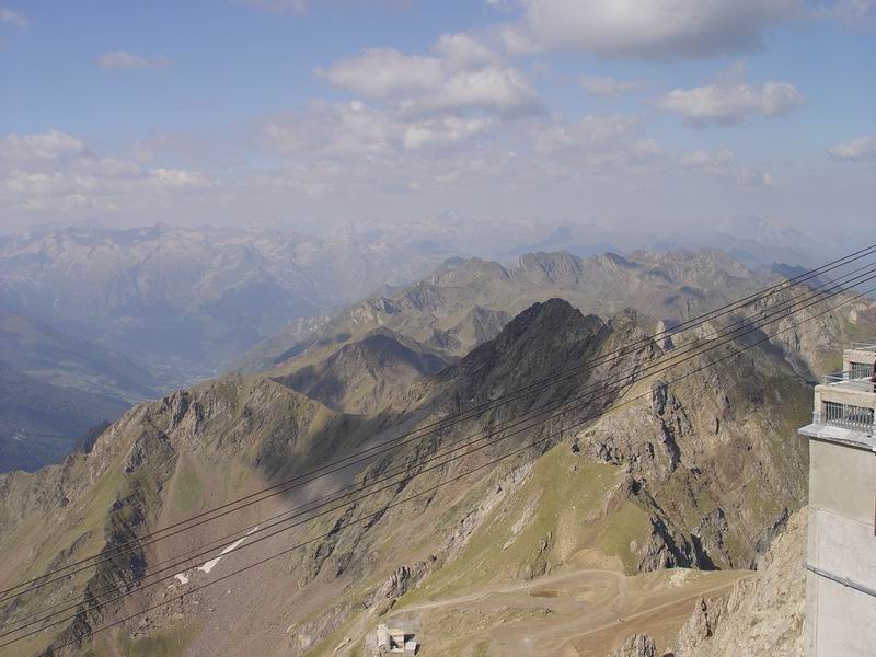 photo167_midi_pyrennees_pic_du_midi.jpg